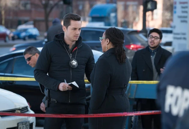 Изображение из сериала Медики Чикаго