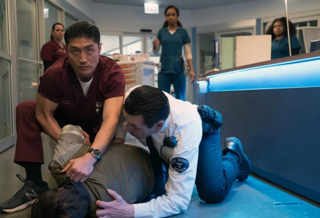 Изображение из сериала Медики Чикаго